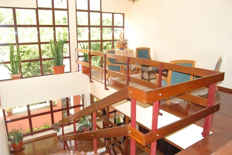 Al Moniz Hotel Agua de Pena Bagian luar foto